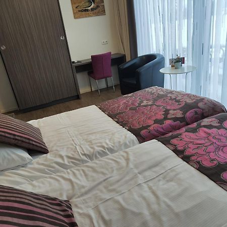 B&B Hotel De Vrije Vogel Elsloo  Luaran gambar