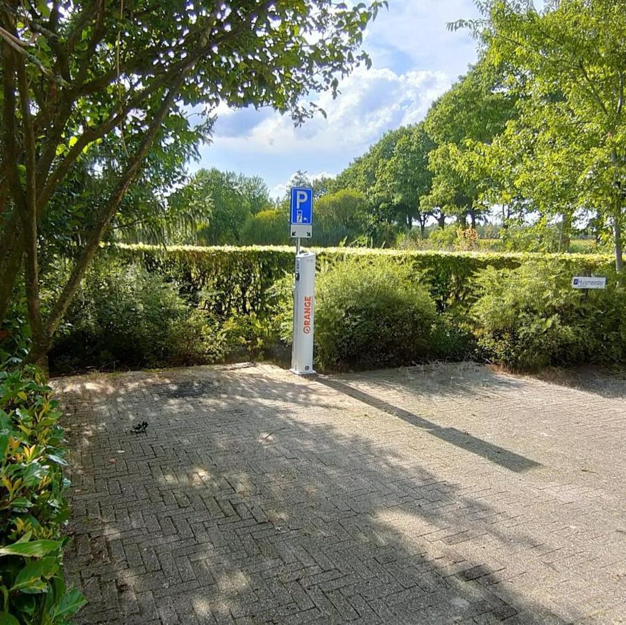 B&B Hotel De Vrije Vogel Elsloo  Luaran gambar